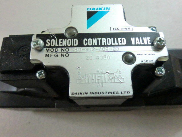 DAIKIN SOLENOID CONTROLLED VALVE MODEL : KS0-G02-4CB-20 無盒裝 (NEW) — 2 / 2
