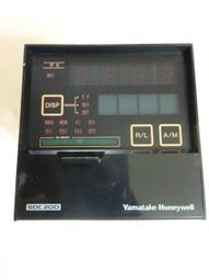 YAMATAKE SDC200 MODEL : SDC2002GF01AA0101 (二手良品)