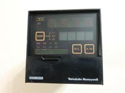 YAMATAKE SDC200 MODEL : SDC2002GK08A00001 (二手良品)