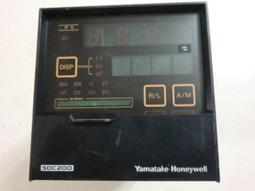 YAMATAKE SDC200 MODEL : SDC2002GM01A00101 (二手良品)