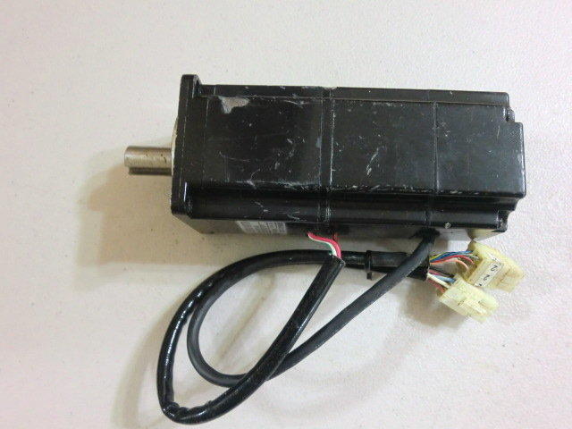 YASKAWA MODEL : SGM-02B314B 200W (二手良品) — 3 / 3
