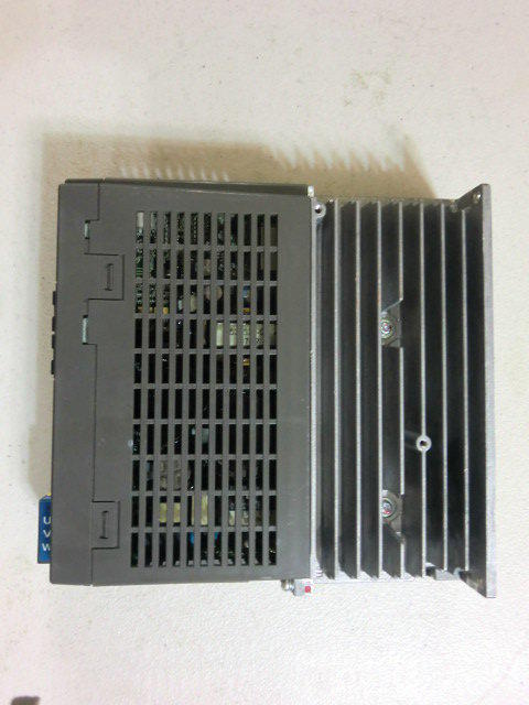 FUJI ELECTRIC MODEL : RYC201D3-VVT2 200W (二手良品) — 2 / 3