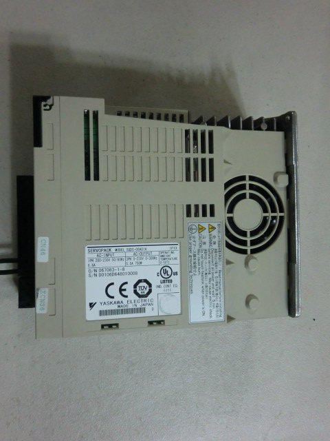 YASKAWA MODEL : SGDS-08A01A 750W (二手良品) — 2 / 3