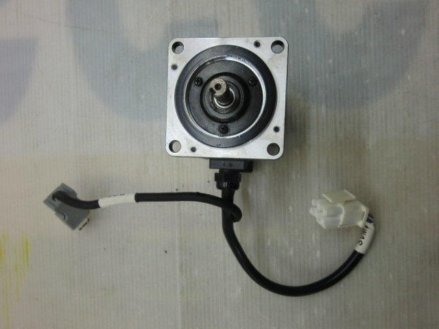 YASKAWA MODEL : SGMPH-01AAE4CD 100W (二手良品) — 3 / 3