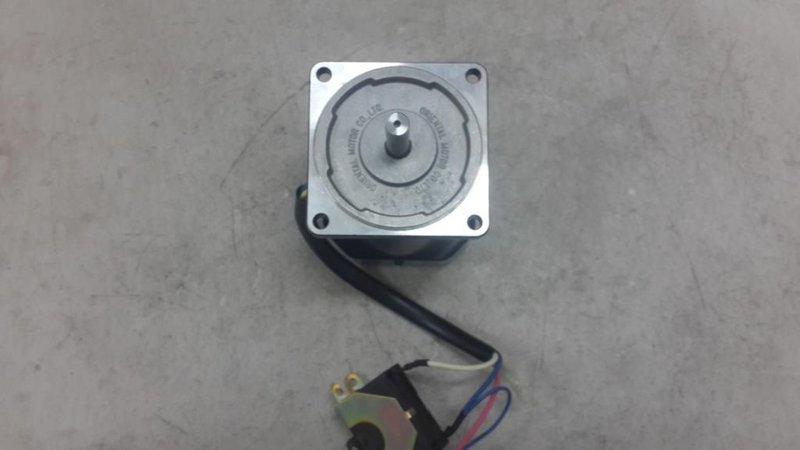 ORIENTAL MOTOR MODEL : 4IK60A-B2FP 無盒裝 (NEW) — 2 / 3