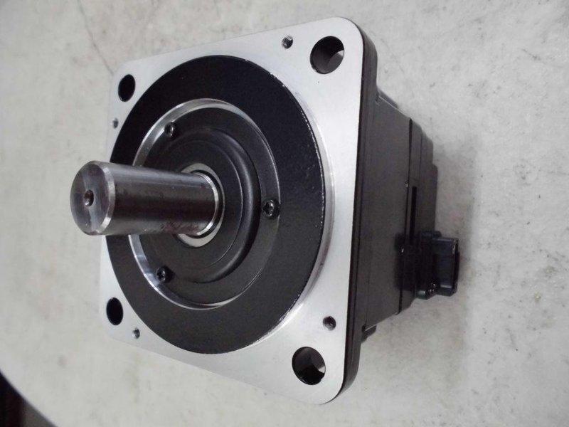 YASKAWA MODEL : SGMPS-02ACA21 200W (二手良品) — 3 / 3