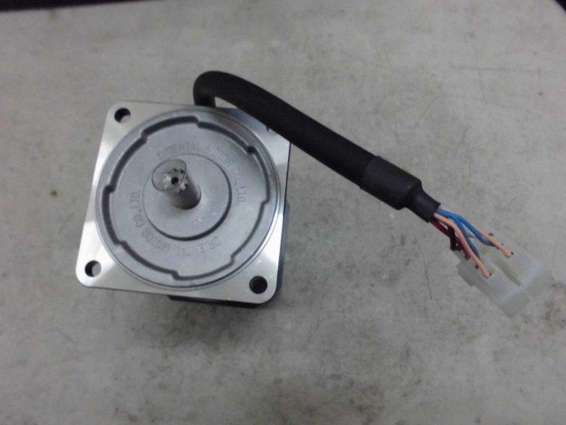 ORIENTAL MOTOR MODEL : USM590-502W 無盒裝 (NEW) — 3 / 3