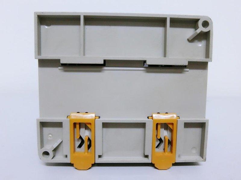 OMRON MODEL:V680-CA5D02-V2 二手良品 — 3 / 3