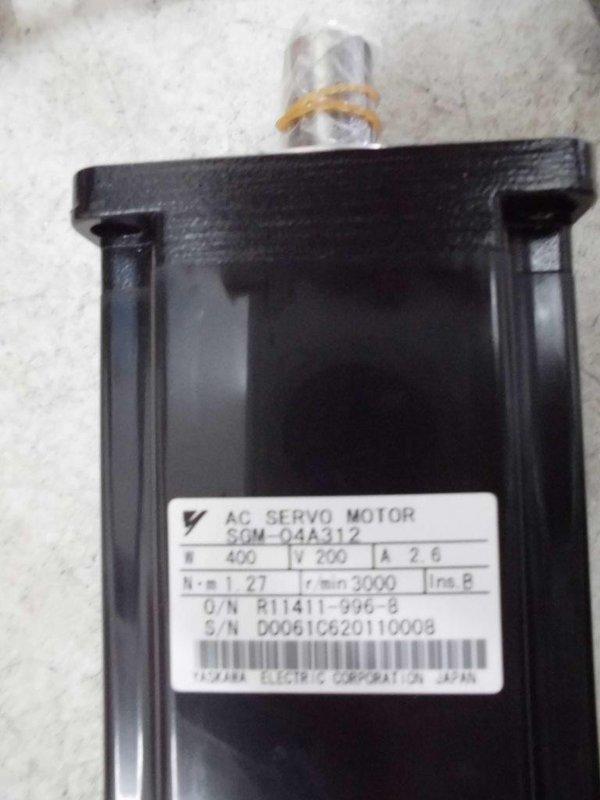 YASKAWA MODEL : SGM-04A312 400W 盒裝 (NEW) — 2 / 3