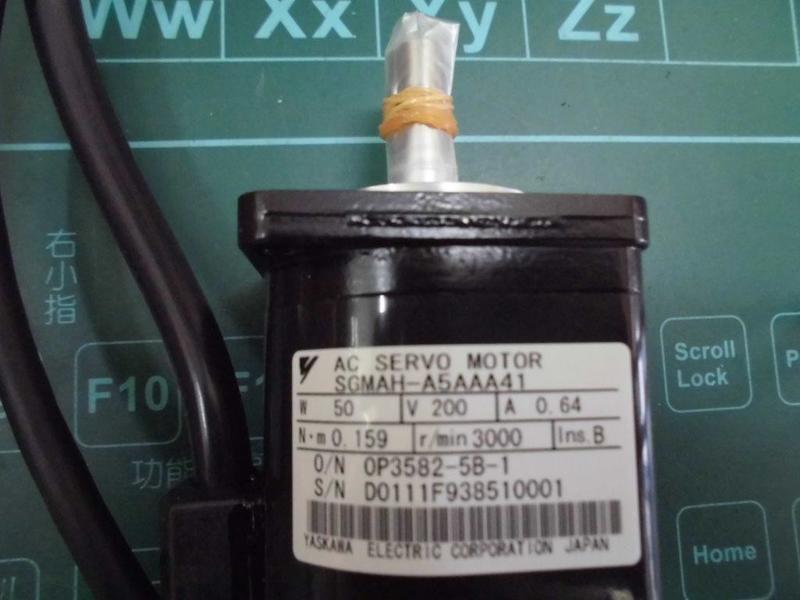 YASKAWA MODEL : SGMAH-A5AAA41 50W 盒裝 (NEW) — 2 / 3