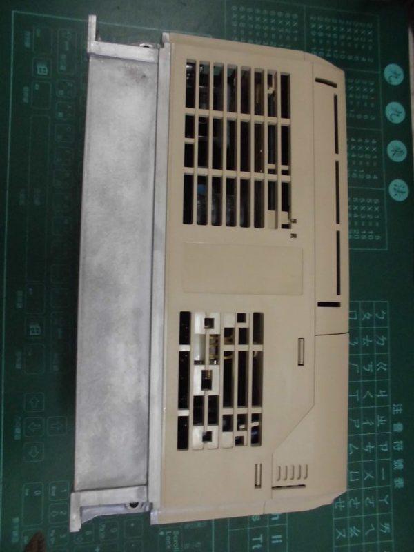 YASKAWA VARISPEED G7 MODEL : CIMR-G7A20P4 400W — 2 / 8