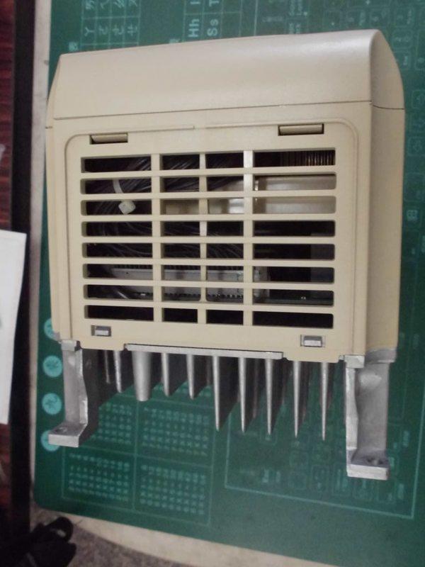 YASKAWA VARISPEED G7 MODEL : CIMR-G7A20P4 400W — 6 / 8