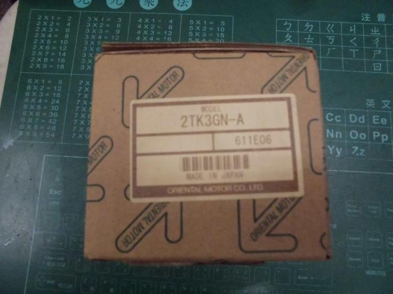 ORIENTAL MOTOR MODEL : 2TK3GN-A 3W 盒裝 (NEW) — 4 / 4