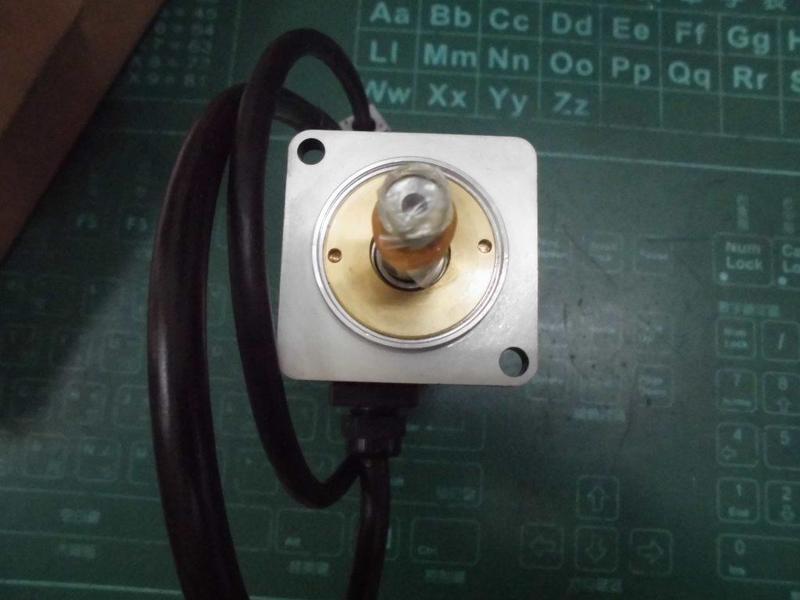 YASKAWA MODEL : SGMAJ-01EAA2C 100W 盒裝 (NEW) — 5 / 6
