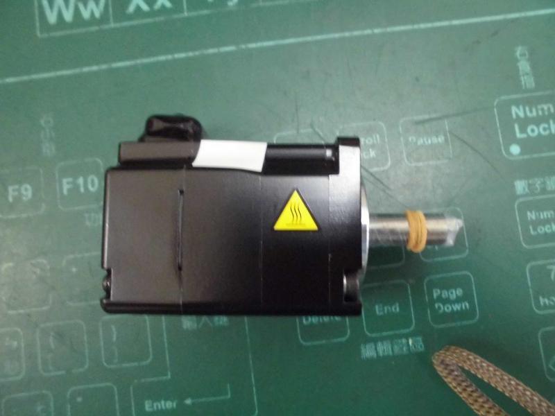 YASKAWA MODEL : SGM7A-A5AFA21 50W 盒裝 (NEW) — 5 / 6
