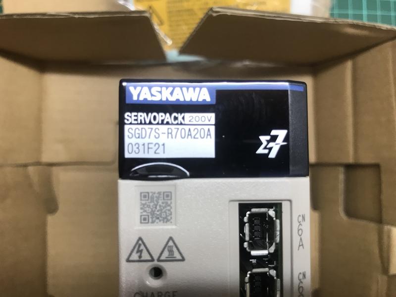 YASKAWA MODEL:SGD7S-R70A20A031F21 盒裝新品 — 2 / 5