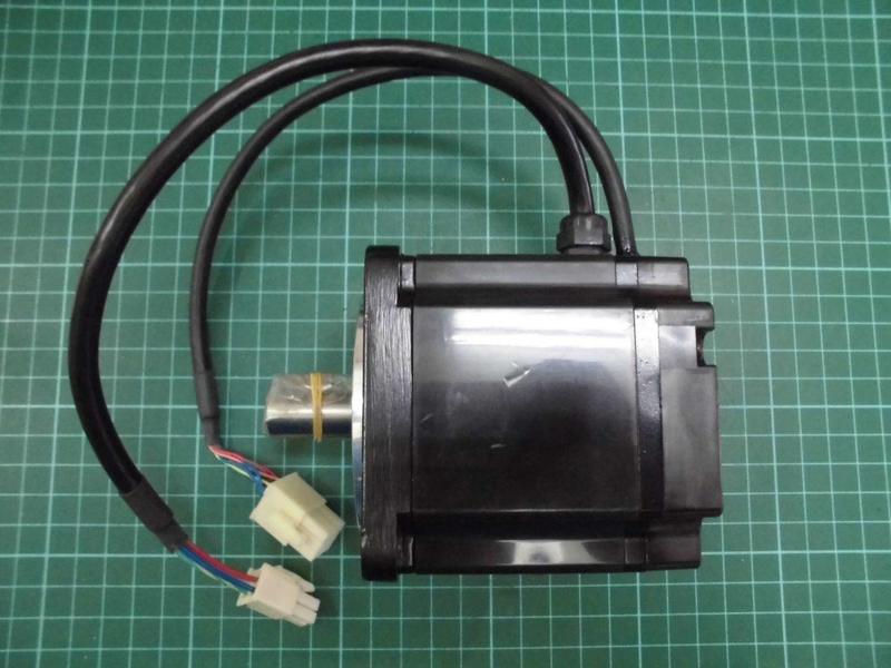 YASKAWA MODEL : SGMP-04U314 400W 無盒裝 (NEW) — 2 / 5