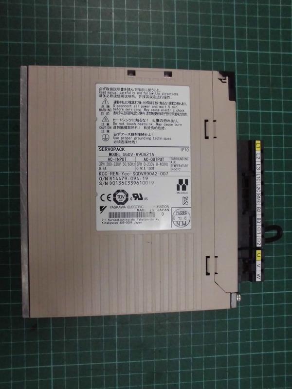 YASKAWA MODEL : SGDV-R90A21A 100W 無盒裝 (NEW) — 3 / 6