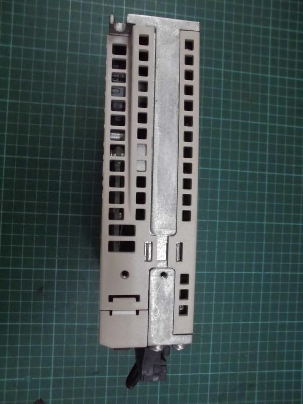 YASKAWA MODEL : SGDV-R90A21A 100W 無盒裝 (NEW) — 5 / 6