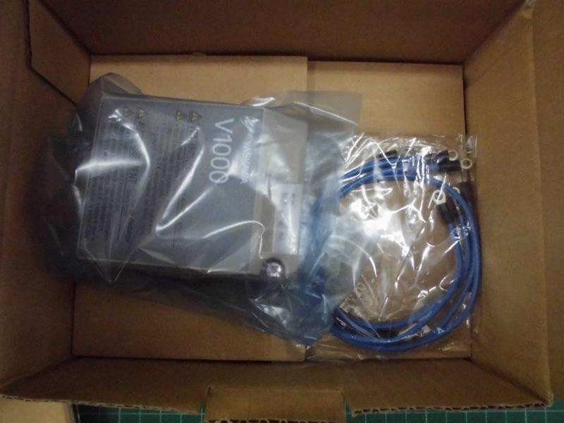 YASKAWA MODEL : SI-T3/V 盒裝 (NEW) — 4 / 6