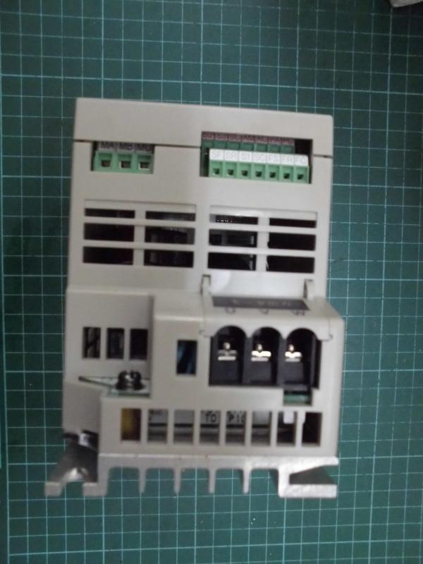 YASKAWA VS MINI MODEL : CIMR-XCBAA0P1 盒裝 (NEW) — 2 / 7