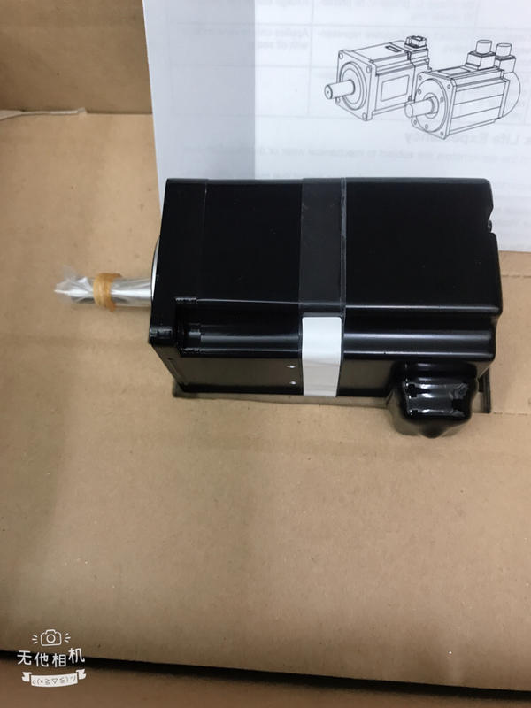 YASKAWA MODEL:SGMAS-A5A2A41 盒裝新品 — 4 / 7