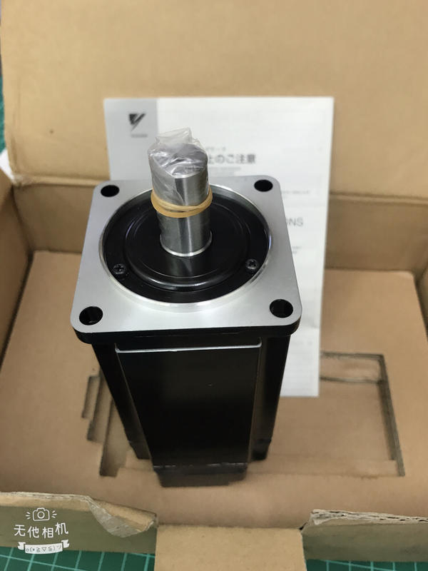 YASKAWA MODEL:SGMAS-06A2A21 盒裝新品 — 5 / 6