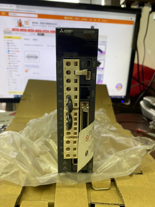 MITSUBISHI MODEL: MR-J3-40A盒裝新品 — 2 / 4
