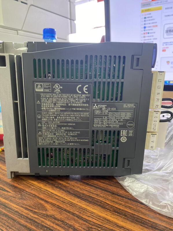 MITSUBISHI MODEL: MR-J3-40A盒裝新品 — 3 / 4