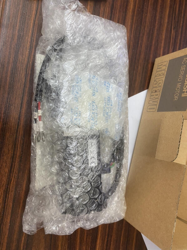 MITSUBISHI MODEL: HC-KQ13 盒裝新品 — 2 / 4