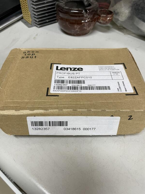 LENZE TYPE : E82ZAFPC010 盒裝 (NEW) — 4 / 6
