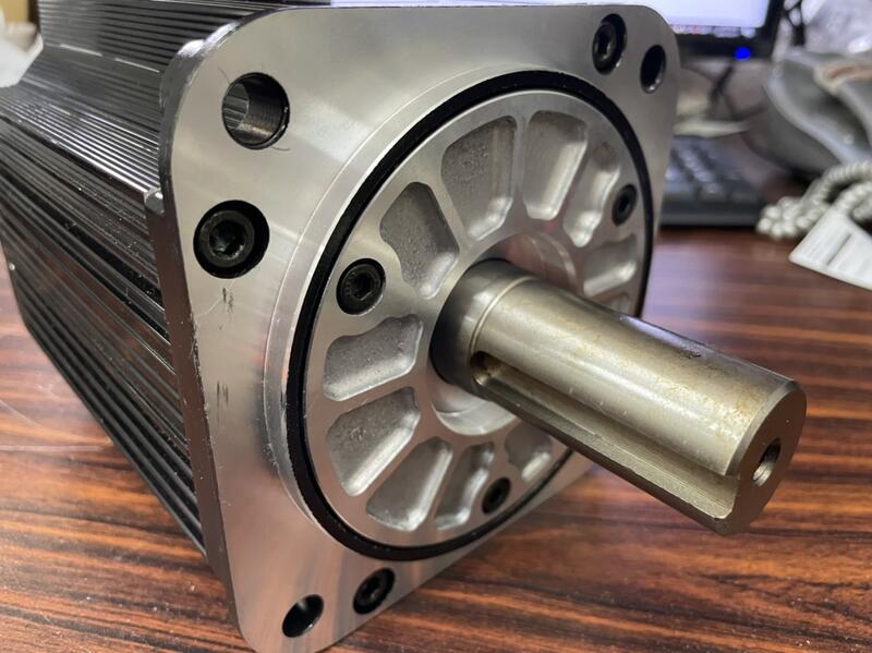 YASKAWA MODEL : SGMSH-30ACA61 無盒裝 (NEW) — 3 / 6