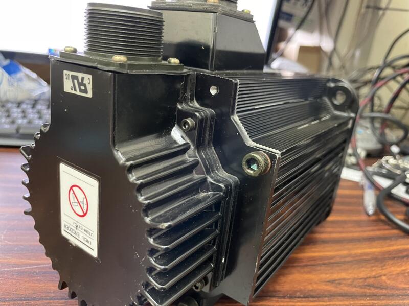 YASKAWA MODEL : SGMSH-30ACA61 無盒裝 (NEW) — 4 / 6