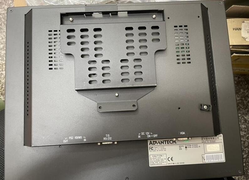 ADVANTECH MODEL : FPM-2150G (二手良品) — 3 / 3