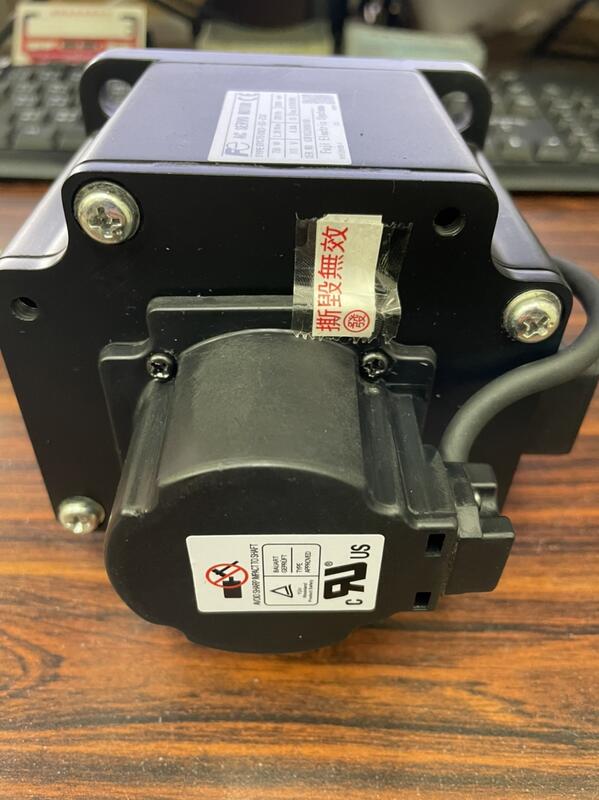 FUJI ELECTRIC MODEL:GYC751DC1-SC-Z32 盒裝新品 — 4 / 9