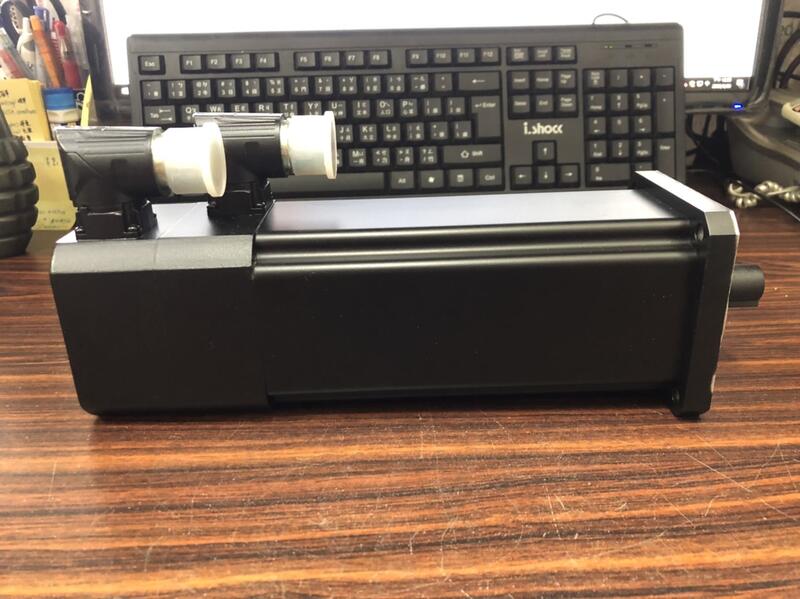 B&R MODEL:8LSA35.E3060D200-0 REV.:C4 盒裝新品 — 3 / 9
