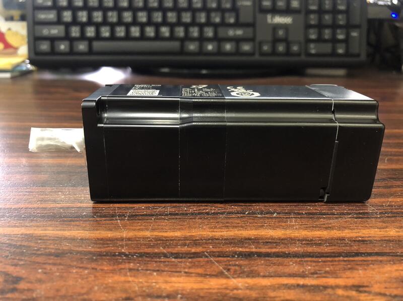 YASKAWA MODEL:SGM7J-01A7A6C無盒新品 — 3 / 8