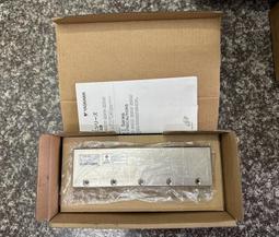 (凱電料) YASKAWA  SGLGM-40225C  (盒裝新品)