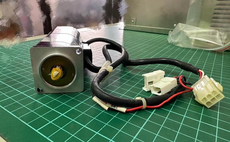 (凱電料) YASKAWA  SGMAH-A8A1A-YR11 (盒裝新品) — 4 / 4
